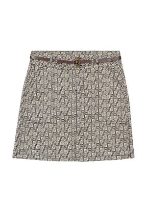 Gonna stampata con un motivo geometrico in bianco e nero, due tasche frontali e una cintura marrone con una fibbia tonda.