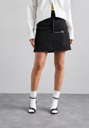 EXCLUSIVE CINEMA CLUB  - Mini skirt - black