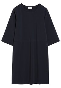 Granatowa sukienka uszyta z miękkiego materiału, z okrągłym dekoldem, krótkimi rękawami oraz prostym, prostym krojem z detalem szwu w talii.