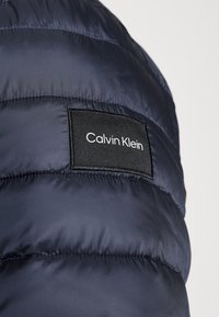 Calvin Klein SIDE LOGO JACKET - Casaco leve - navy