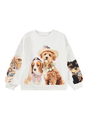 Hanorac alb cu portrete ale patru animale: un tigru, un câine, un cățel brun și un câine negru, fiecare purtând accesorii decorative și pălării.