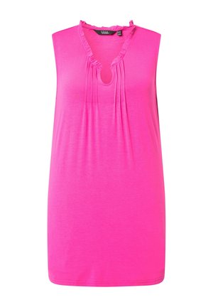 Mouwloze felroze blouse met gerimpelde halslijn en verticale plooien onder de kraag, gemaakt van zachte, lichtgewicht stof.