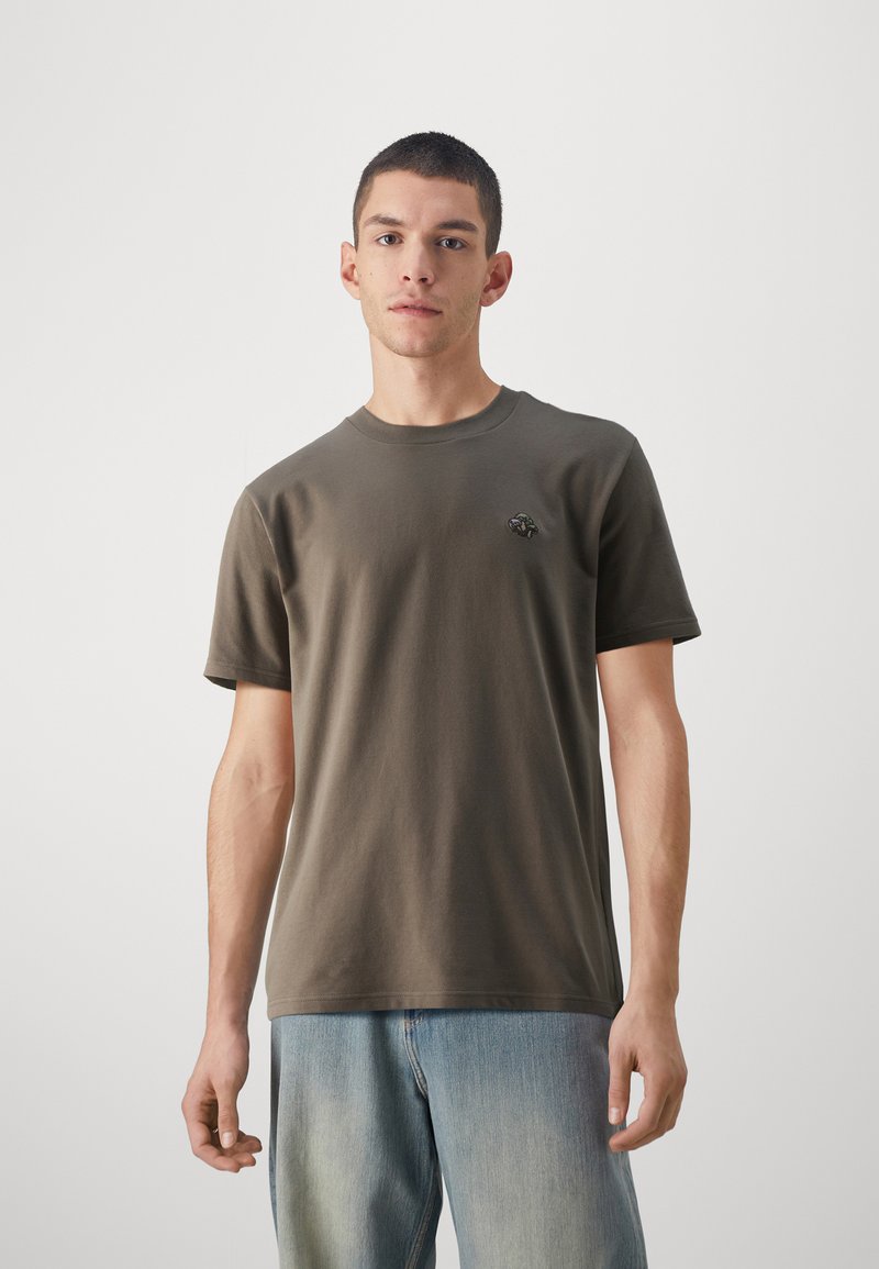 Hollister Co. EXCLUSIVE COOLING TEE ICON PLAY CREW TShirt print