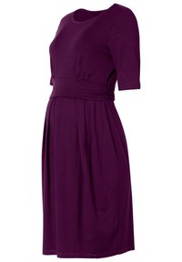 Gravidklänning i djupt lila. Korta ärmar, rundad halsringning, figursydd överdel och en rynkad kjol. Mjuk, elastisk tyg för komfort.