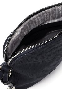 SURI FREY Axelremsväska - blue