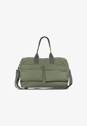 Zeleno najlonovo potovalno torbo z dvema sprednjima žepoma na zadrgo, močnimi zgornjimi ročaji in nastavljivim ramenskim pasom. Gladka tekstura, oblazinjena zasnova.