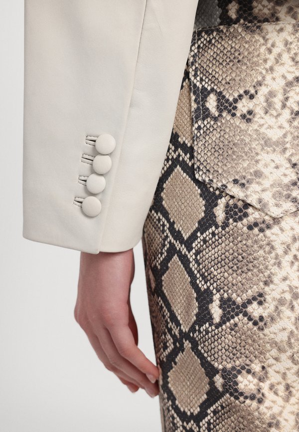 MIMI  - Leather jacket4