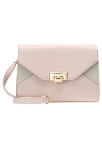 Borsa a tracolla textured rosa con chiusura dorata, dettagli di design triangolare in grigio chiaro e tracolla removibile per versatilità.