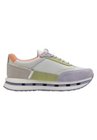 Leichte Sneaker aus Leder und Wildleder in den Farben Weiß, Grün, Flieder und Orange, mit einer dicken weißen Sohle und strukturierten Akzenten.