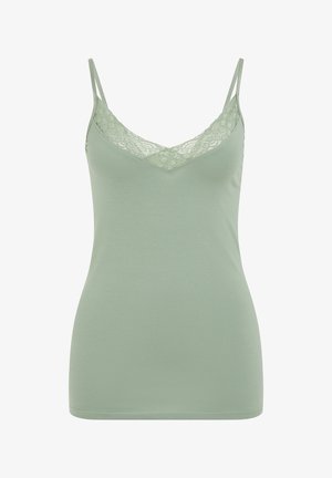 Lichtgroene damescamisole met kanten bies langs de V-hals en dunne, verstelbare schouderbandjes.
