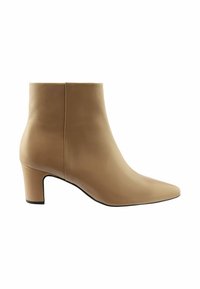 Beige kožené kotníkové boty s špičatou špičkou, hladkým povrchem a středním blokovým podpatkem. Disponují minimalistickým designem a žádným viditelným kováním.