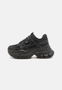 Baskets Buffalo Pour Homme Buffalo TRIPLET HOLLOW Noir Livraison