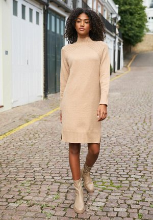 NECK MIDI - Pletené šaty - camel brown