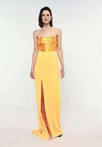 Cinq à Sept ESTELA GOWN - Galajurk - sunkissed