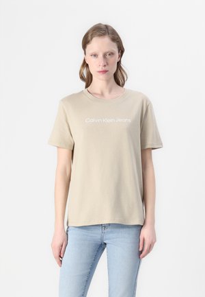 LOGO STRAIGHT TEE - T-shirt print - white pepper