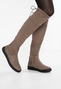 Bullboxer Kozačky nad kolena - taupe