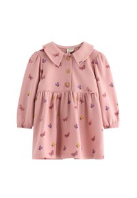 Rosa Kleid mit langen Ärmeln, einem kragenförmigen Hals und einer vorderen Knopfverschluss. Verfügt über einen Schmetterlingsdruck in Lila und Gelb auf weichem Stoff.