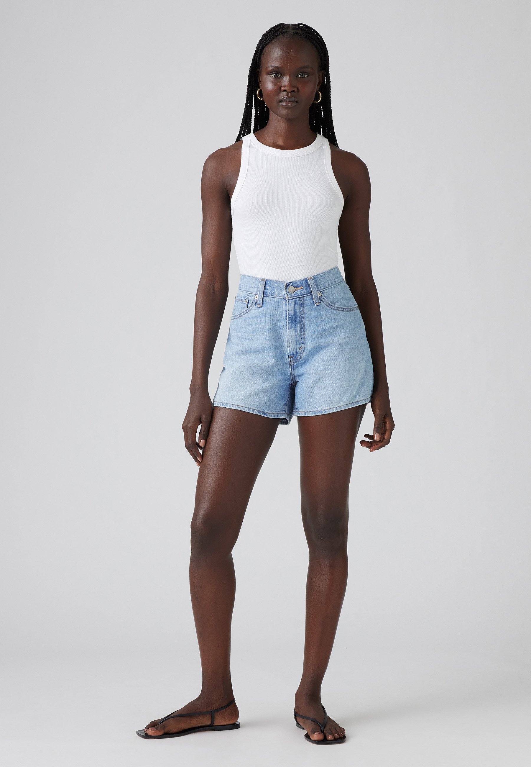 Levi's® 80S MOM SHORT - Denim shorts - cool wise owl/light-blue