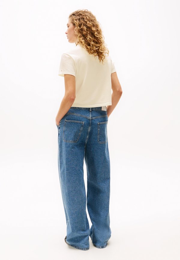 TH X SOFIA RICHIE GRAINGE T-SHIRT 2 - Basic T-shirt - ivory petal4