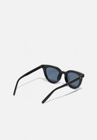 CHPO LÅNGHOLMEN UNISEX - Óculos de sol - black