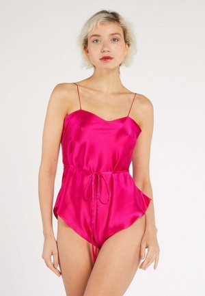Top - fuchsia