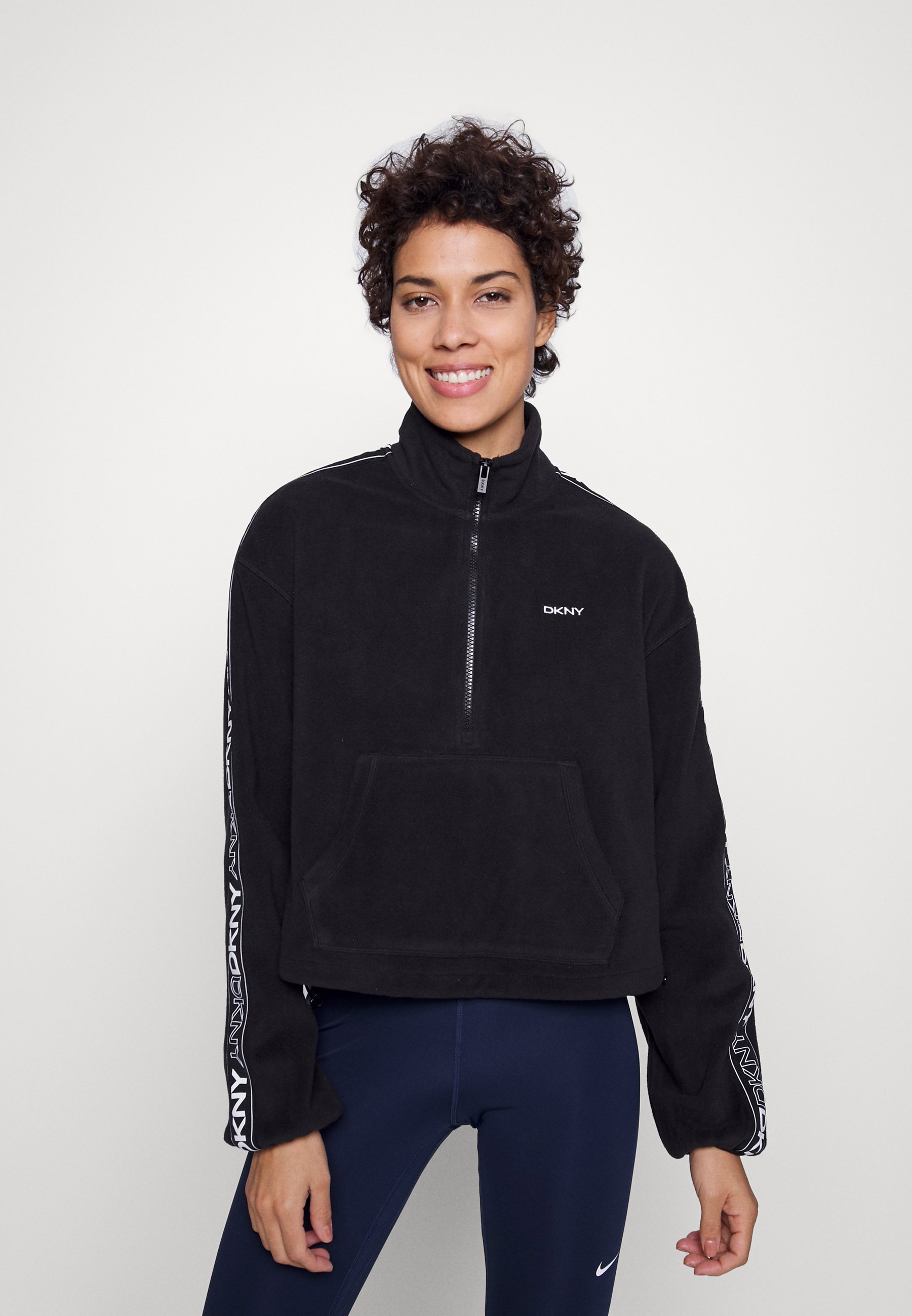 DKNY FLIP LOGO TAPE POLAR HALF ZIP 