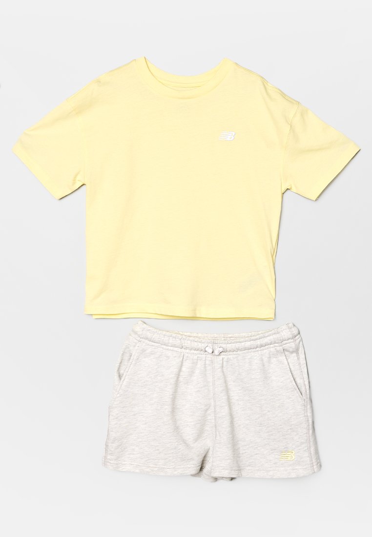 New Balance T-shirt basic beige