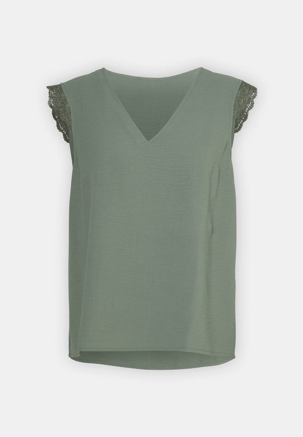 VMNANNA - Basic T-shirt - laurel wreath2