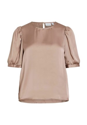 Blusa corta de satén beige con mangas cortas abullonadas y cuello redondo, con un pequeño cierre de botón en la parte posterior.