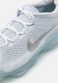 Thumbnail Image 6