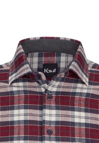 Herren Flanellhemd mit einem rot-blauen und weißen Karomuster, Knopfkragen und grauem Innenfutter. Weiche Textur mit ausgeprägten Nähten.