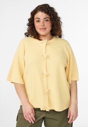 KURZÄRM MIT SCHLEIFEN - Strickjacke - sunlight mel