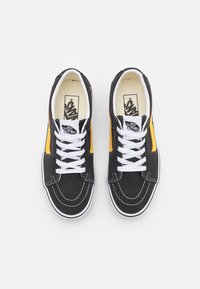 Vans SK8-LOW UNISEX - Trainers - raven/freesia