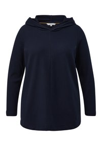 Granatowy hoodie z kapturem, wykonany z fakturowanej tkaniny o skośnych prążkach, z długimi rękawami i wyraźnym detalem szwu z przodu.