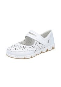 Chaussure en cuir blanc avec un motif floral perforé, deux sangles ajustables, semelle intérieure rembourrée et semelle en caoutchouc avec traction à motifs.