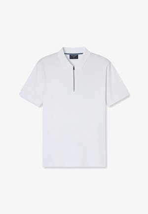Polo bianca a maniche corte con colletto con zip, realizzata in tessuto liscio, con una leggera lucentezza e senza motivi o accenti visibili.