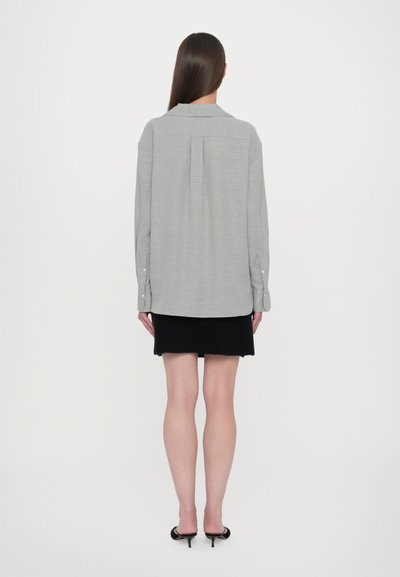 CLOSED ASYMMETRIC SHIRT - Paitapusero - light grey
