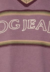 BDG Urban Outfitters Stickad tröja - purple