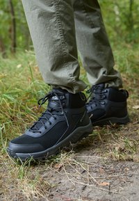 Unausgewählt, black/dark grey