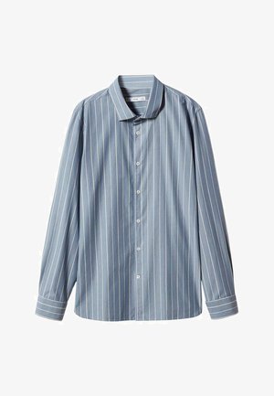 Chemise bleue à manches longues avec boutons, rayures verticales blanches et col classique, présentée à plat sur fond blanc.