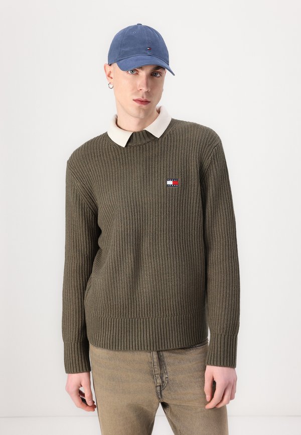 BADGE TEXTURED C NECK - Jumper4