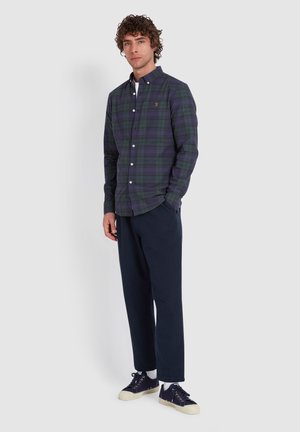 BREWER SLIM FIT CHECK SHIRT - Shirt - woodland pine