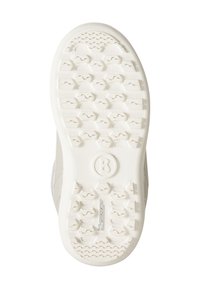 Biała podeszwa z gumy do sneakersów z sześciokątnym wzorem bieżnika i wypukłymi akcentami, z okrągłym logo wytłoczonym na środku.