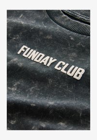 Non sélectionné, washed black