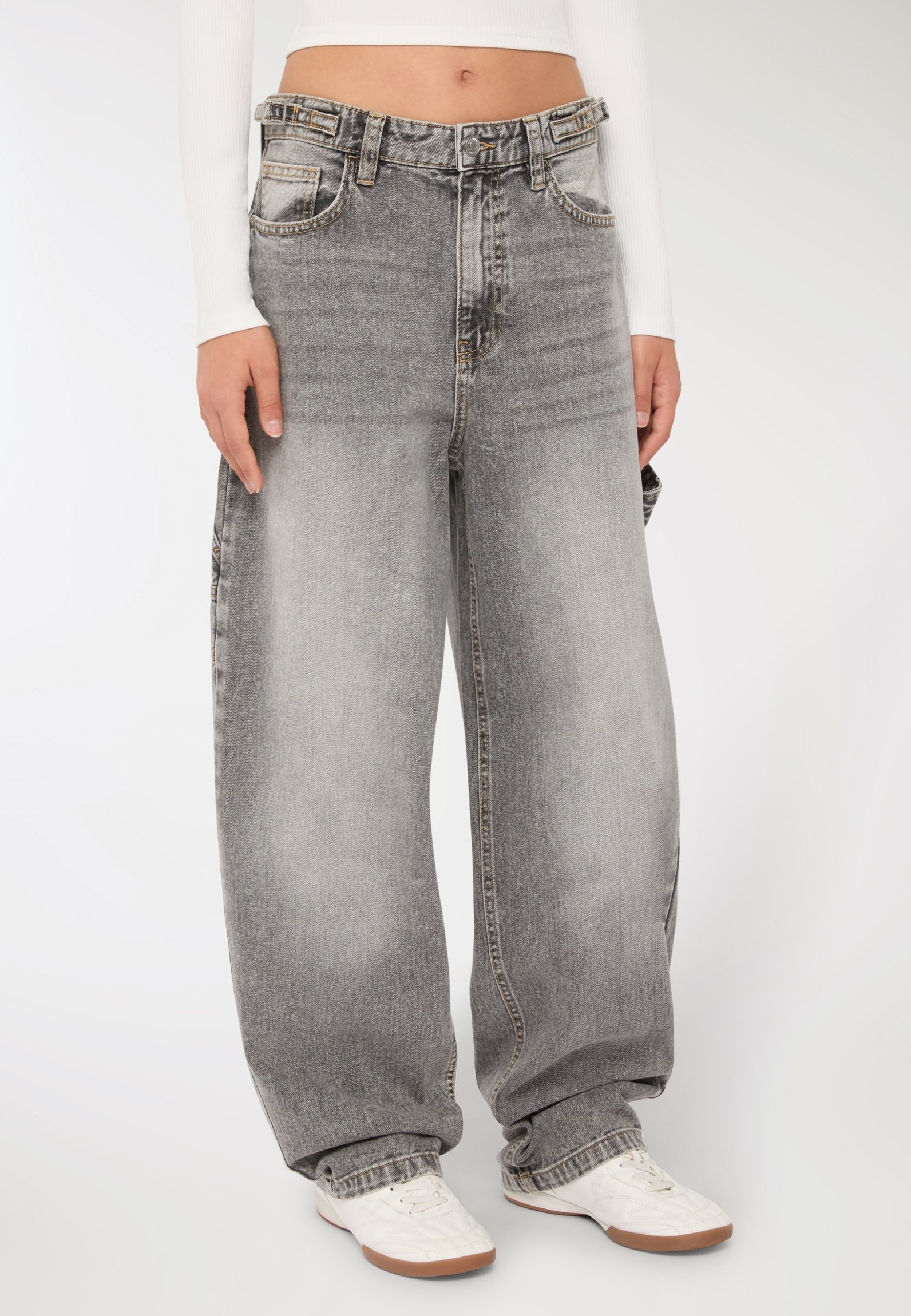 Baggy Jeans Jeans Grigi Larghi Jeans Outfit Come Abbinare Jeans