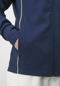 Puma FENERBAHCE ISTANBUL CASUALS HOODED - Klubové oblečení - club navy/speed yellow