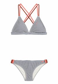 Gestreepte bikini-top met gekruiste koraalkleurige banden en bijpassende broek; heeft marineblauwe en witte strepen, met een gladde textuur en elastische banden.