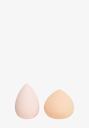 Makeup Revolution REVOLUTION PEACH AND PETAL BLENDING SPONGE DUO - Accessori viso