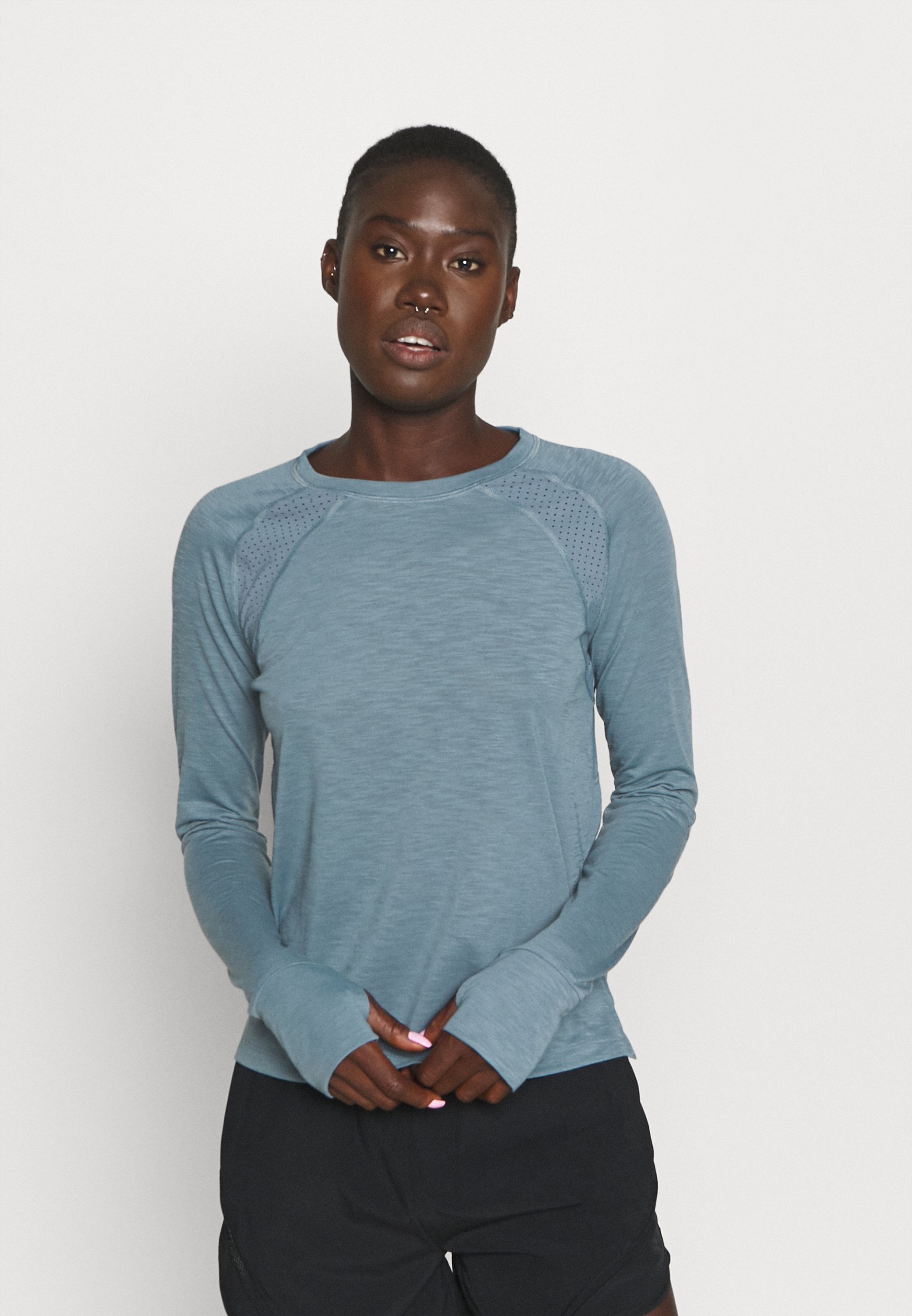 Women BREEZE RUNNING LONG SLEEVE - Long sleeved top Women BREEZE RUNNING LONG SLEEVE - Long sleeved top