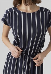 Vero Moda Denní šaty - dark blue